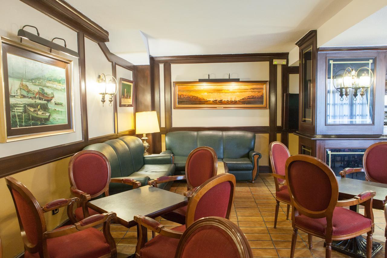 Hotel Las Anclas 엘 아스티예로 외부 사진