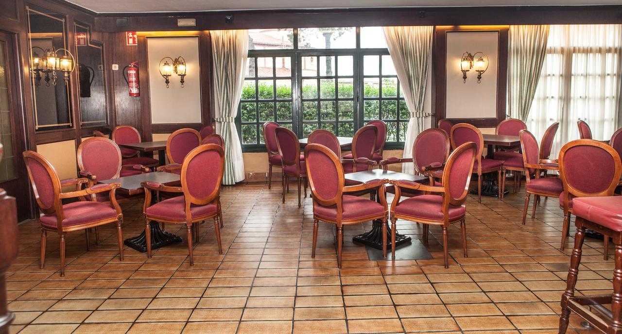 Hotel Las Anclas 엘 아스티예로 외부 사진