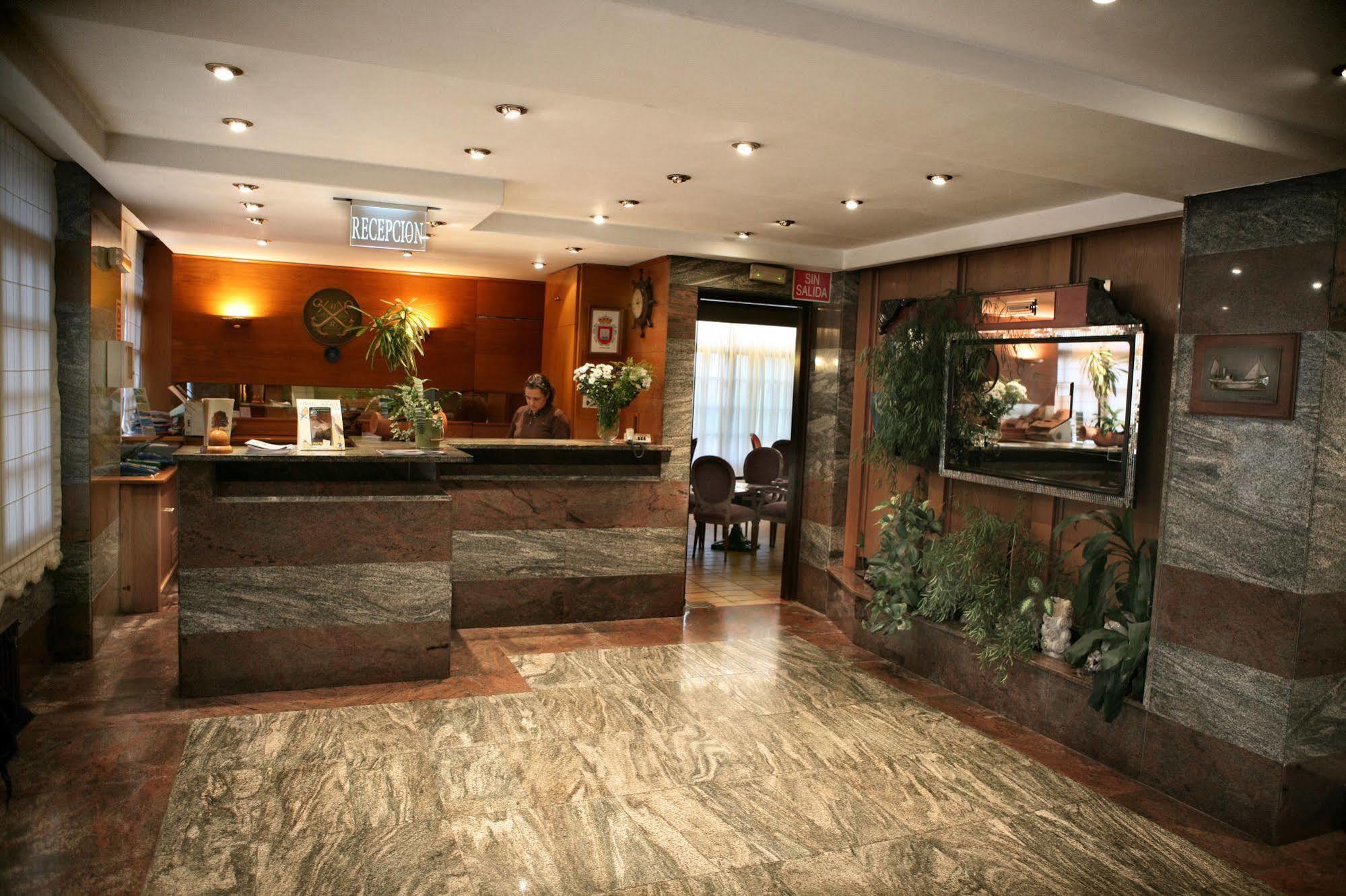 Hotel Las Anclas 엘 아스티예로 외부 사진
