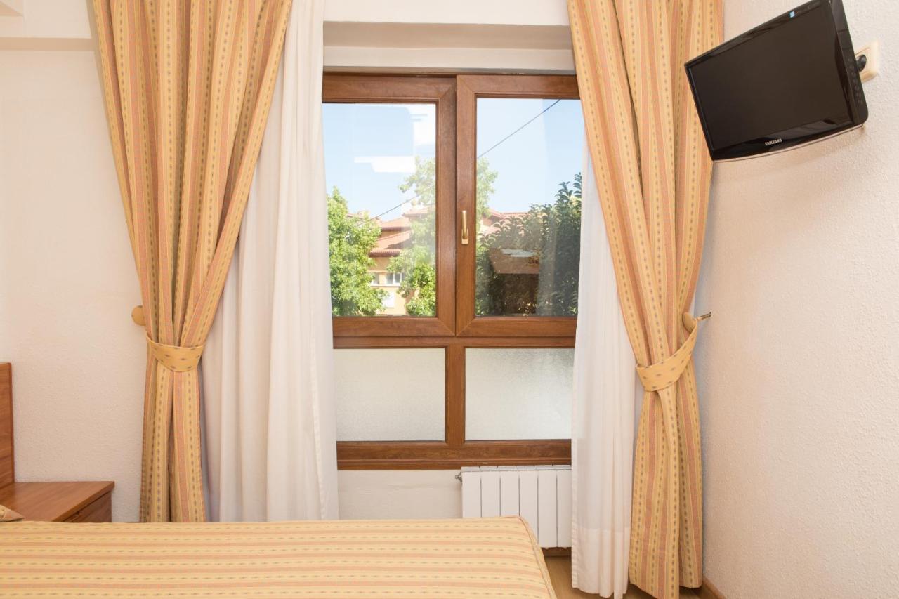 Hotel Las Anclas 엘 아스티예로 외부 사진